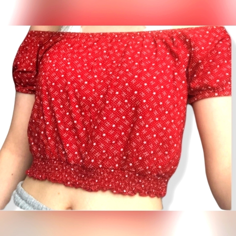 Hollister off shoulder crop top